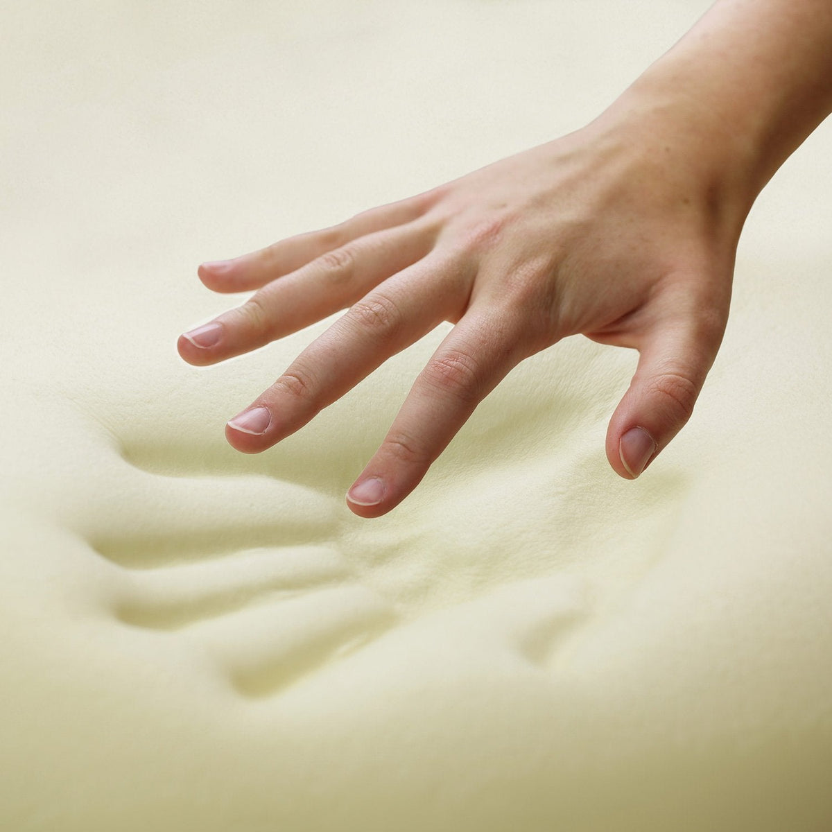 MemoryTeen 18 mattress, memory foam detail